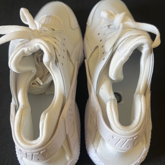 Nike Air Huarache - Picture 6 of 10